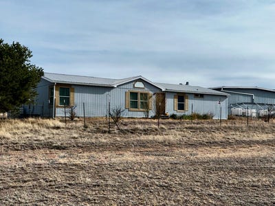 /international/us/2-cedar-ln-quemado-nm-110103657286/