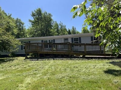 /international/us/6737-star-rd-ellenburg-ny-110100525303/