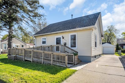 /international/us/417-island-ave-ave-racine-wi-110107856430/