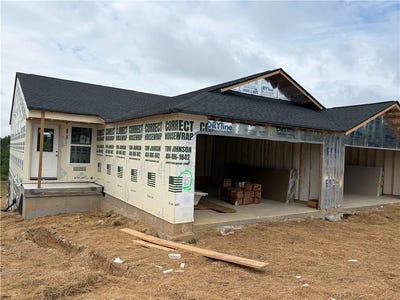 /international/us/25-village-drive-dawsonville-ga-110106011349/