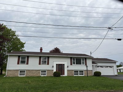 /international/us/22-stephenville-street-massena-ny-110108127954/