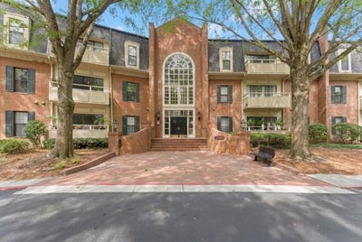 /international/us/25312-plantation-drive-ne-atlanta-ga-110108492858/