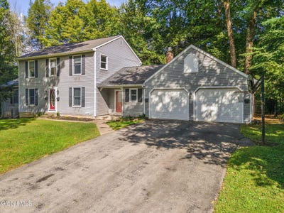 /international/us/48-castleberry-drive-gansevoort-ny-110110299288/