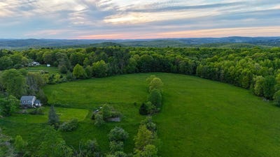 /international/us/23-hartman-rd-cochecton-ny-110108443628/