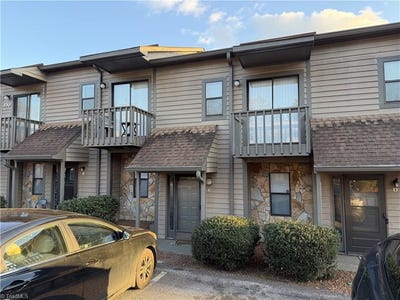 /international/us/350c-vista-circle-winston-salem-nc-110106618368/