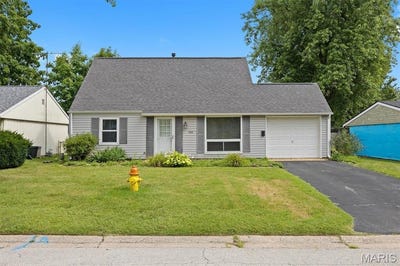 /international/us/508-w-jefferson-street-o-fallon-il-110101070495/