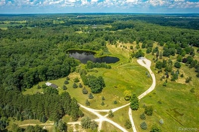 /international/us/3749-haines-road-attica-mi-110101096136/