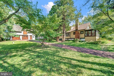 /international/us/24-e-prospect-street-hopewell-nj-110110208938/
