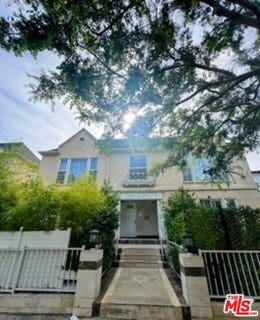 /international/us/133-s-crescent-dr-beverly-hills-ca-110108219983/