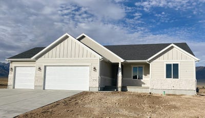 /international/us/145-s-liberty-st-grantsville-ut-110106430435/