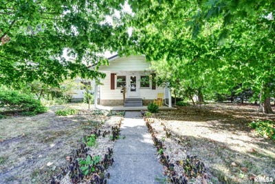 /international/us/507-n-spruce-street-nokomis-il-110102220824/