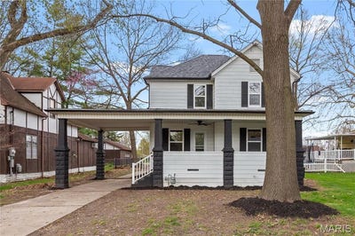 /international/us/515-n-edwardsville-street-staunton-il-110098688305/