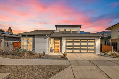 /international/us/1259-hagen-way-ashland-or-110106180807/