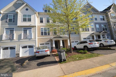 /international/us/1571-renate-drive-woodbridge-va-110107821907/
