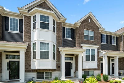 /international/us/naperville-il-110107991196/