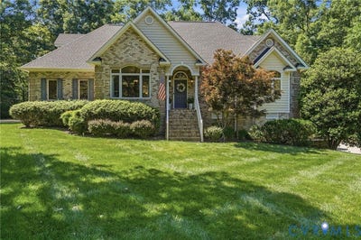 /international/us/12123-deer-ridge-court-ashland-va-110108605252/
