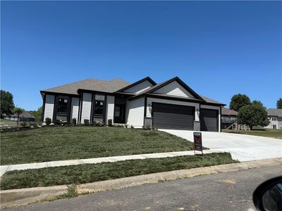 /international/us/504-blackhawke-drive-smithville-mo-110102266330/