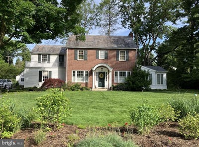 /international/us/710-wilson-drive-lancaster-pa-110108393567/