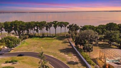 /international/us/indian-trail-eustis-fl-110107875829/
