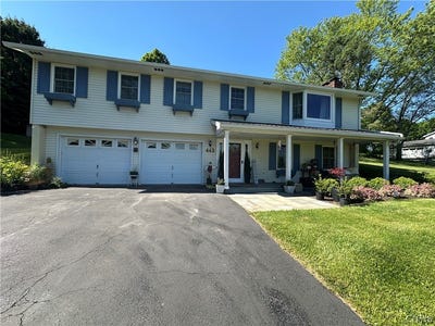/international/us/443-surrey-drive-cortland-ny-110108533089/