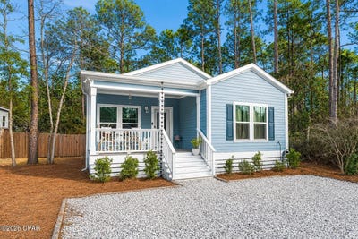 /international/us/68-central-8th-street-santa-rosa-beach-fl-110120456864/