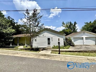 /international/us/3632-pearson-circle-guntersville-al-110100842996/