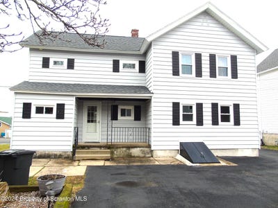 /international/us/112-e-elm-street-dunmore-pa-110108784036/