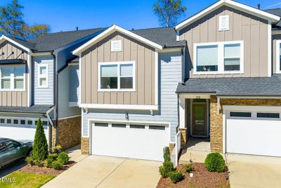 /international/us/254-deardom-way-chapel-hill-nc-110106183219/