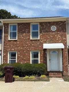 /international/us/2642-meadows-landing-chesapeake-va-110107883225/