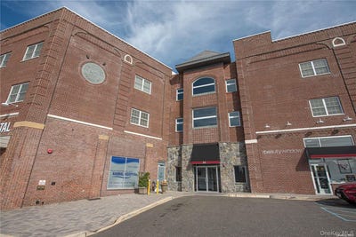 /international/us/50-2k-stewart-avenue-huntington-ny-110106814955/