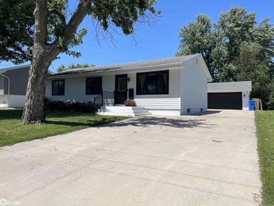 /international/us/3-g-avenue-w-albia-ia-110101116541/