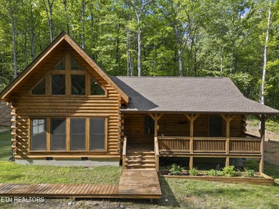 /international/us/738-saw-mill-rd-monterey-tn-110099398549/