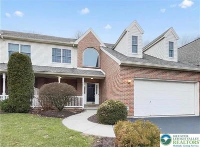 /international/us/4658-pinehurst-circle-upper-saucon-twp-pa-110106764416/
