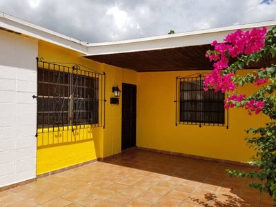 /international/us/6464-w-12-ave-hialeah-fl-110108391592/