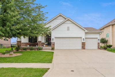 /international/us/243-s-85th-street-west-des-moines-ia-110110353995/