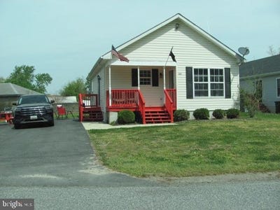 /international/us/325-carter-ave-denton-md-110107386663/