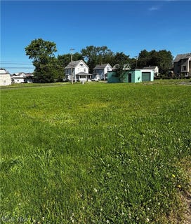 /international/us/137-wood-avenue-niles-oh-110108440479/