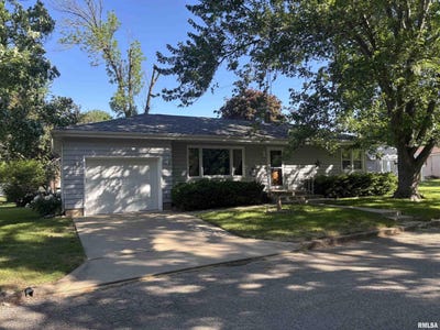 /international/us/615-s-fulton-street-lacon-il-110107995111/