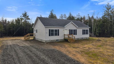/international/us/987-kirkland-road-old-town-me-110108096270/