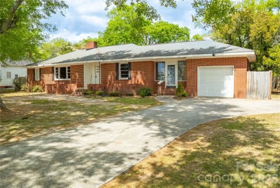/international/us/211-e-richland-street-kershaw-sc-110107038115/