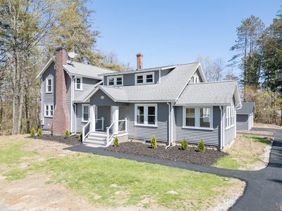 /international/us/110-piper-rd-ashby-ma-110107699571/