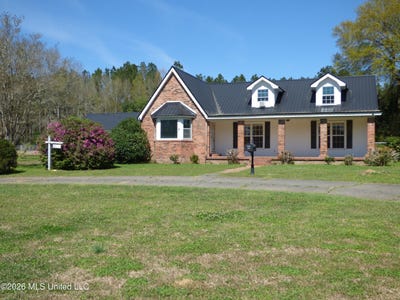 /international/us/663-e-joseph-street-centreville-ms-110106471560/