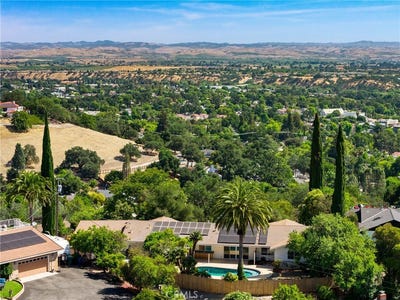 /international/us/215-hilltop-paso-robles-ca-110104477944/