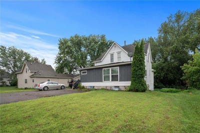 /international/us/521-3rd-avenue-sw-cambridge-mn-110101121576/