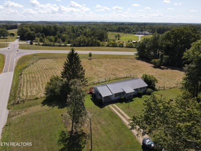 /international/us/101-n-alf-threet-rd-jamestown-tn-110106255654/
