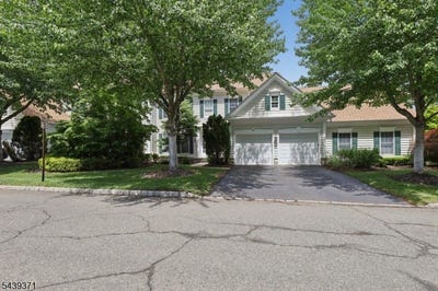 /international/us/122-white-pine-ct-paramus-boro-nj-110108745919/