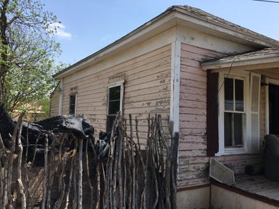 /international/us/803-s-neches-street-coleman-tx-110082943898/