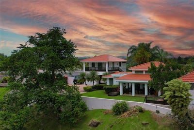 /international/us/184-km-bo-guavate-brisas-del-bosque-cayey-pr-110101466381/?lang=it