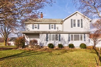 /international/us/12895-e-curtis-road-frankenmuth-mi-110103739096/