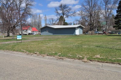 /international/us/602-odegard-sw-ave-sw-cooperstown-nd-110106151580/